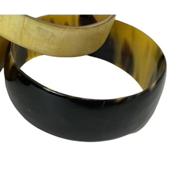 Amazing Polished Horn Chunky Bangle Bracelet 9.25in Large - Picture 6 of 6